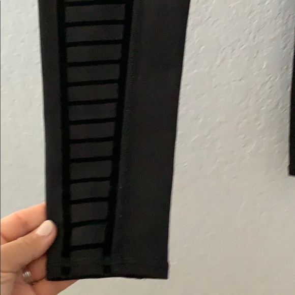 ALO Flocked High-waist Motto Legging Black XS - Picture 4 of 9